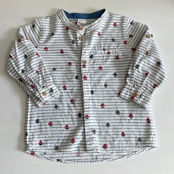 H&M Nautical Button Down ⛵️ - Picture 1 of 3